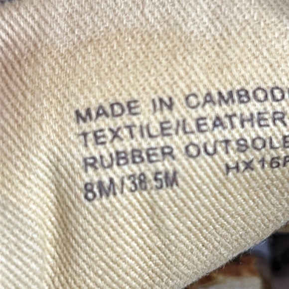 Michael Kors City Sneaker Shoe Monogram MK Lace up Gold Sneakers Women size 8 - Picture 11 of 16